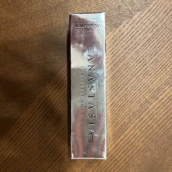 💋NWT | Anastasia Beverly Hills Luminous Foundation | 430W | 30 ML 💋 - Picture 6 of 7